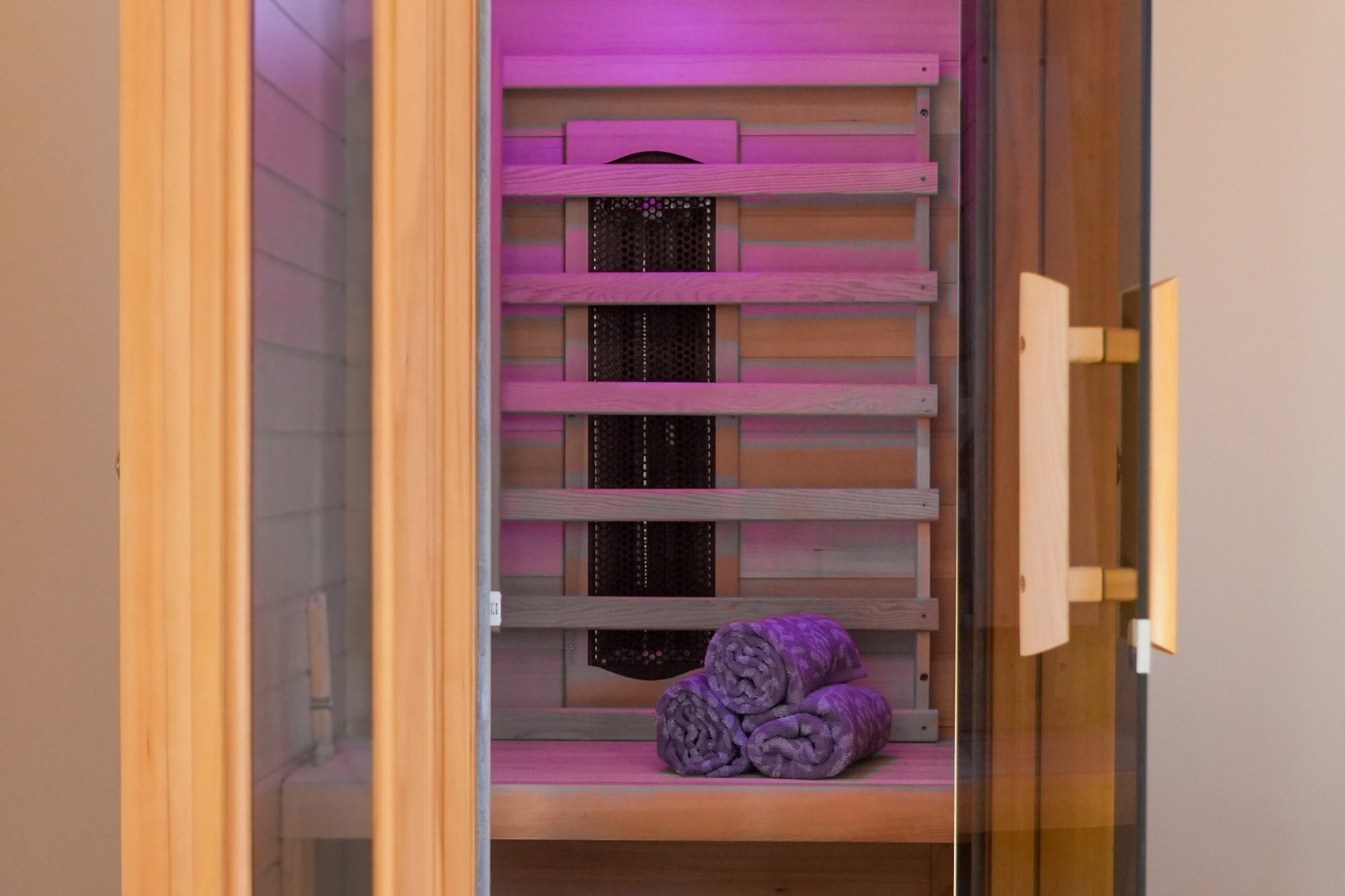 Infrarotkabine für die kalten Tage - wärmt Sie durch und durch